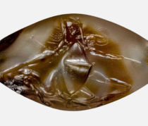 Miniature seal stone from the Griffin Warrior grave astonishes archaeologists