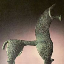 Ministry of Culture reclaims a bronze horse statuette